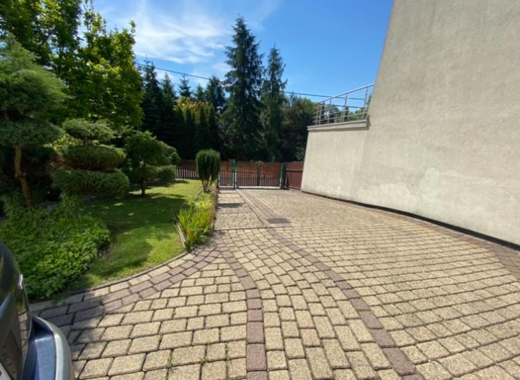 Willa Nad Sola Guest House Osvětim Exteriér fotografie