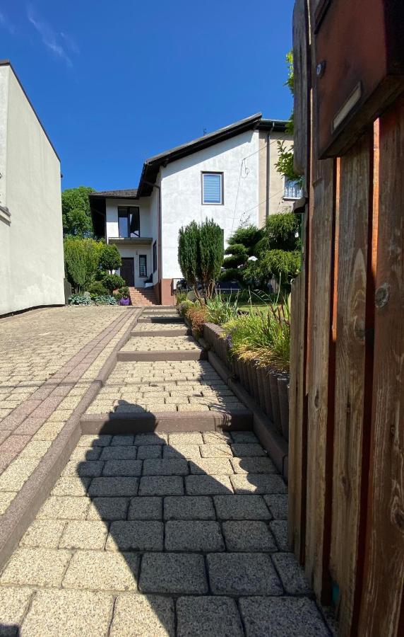 Willa Nad Sola Guest House Osvětim Exteriér fotografie