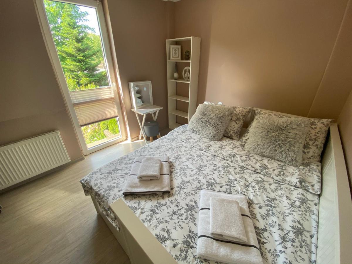 Willa Nad Sola Guest House Osvětim Exteriér fotografie