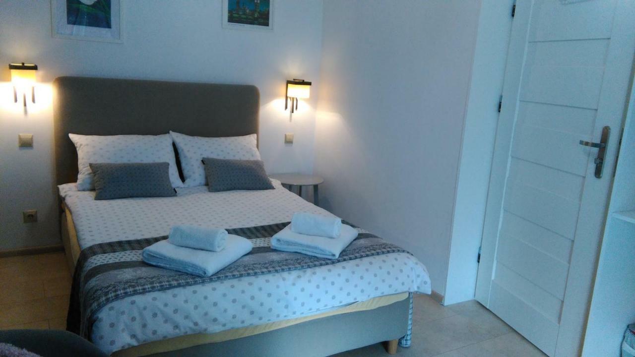 Willa Nad Sola Guest House Osvětim Exteriér fotografie